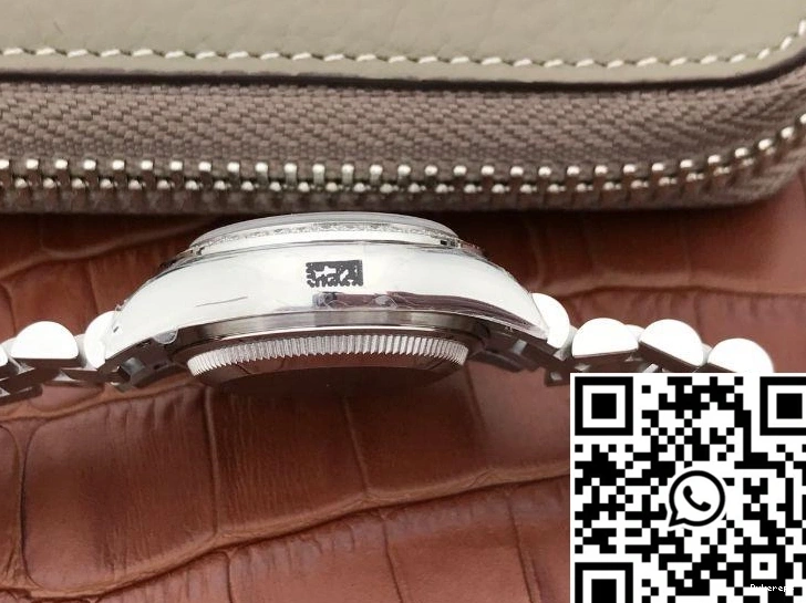 Rolex Datejust Lady Dial 279136RBR 28mm Silver 0104